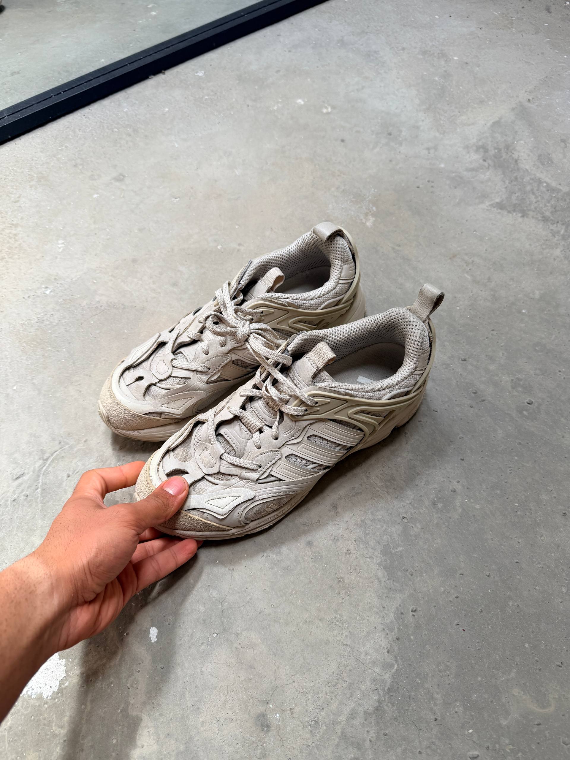 کتونی adidas سایز ۴۲